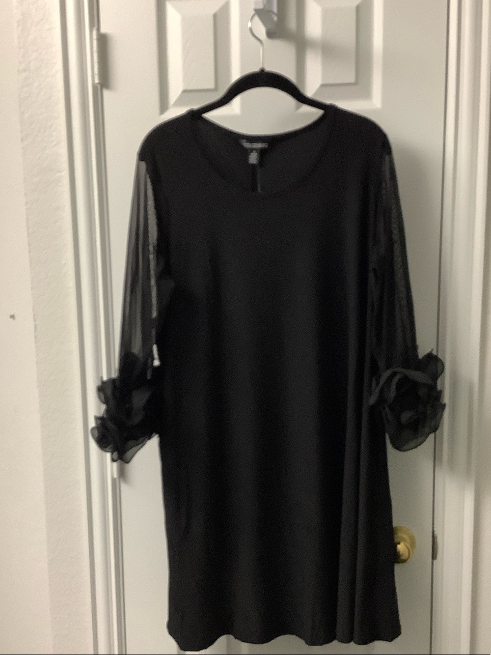 Black Sheer-Sleeve Shift Dress - NINA LEONARD. 1X